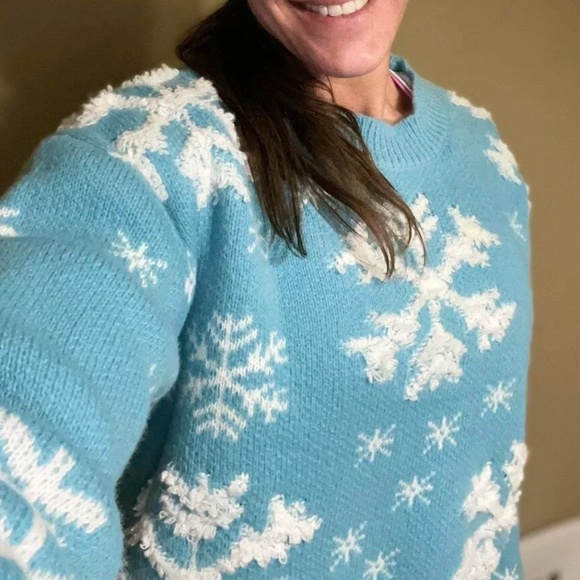 Cozy Mint Blue Christmas Holiday Festive Oversized Sweater Top - Picture 6 of 8